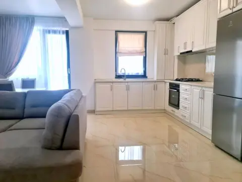 Apartament 2 camere de închiriat în ansamblul Roka Concept, Micro 17