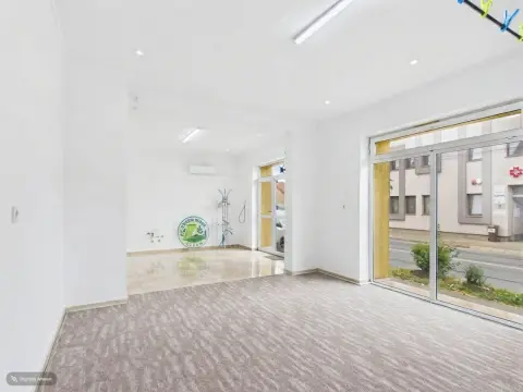 Spațiu Comercial 48 mp | Zona Stadion Oradea