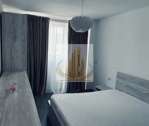 Apartament cu 3 camere, parcare și boxă, în zona Torontalului