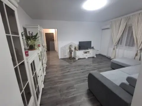 Apartament cu 2 camere , renovat , situat în zona Iosefin