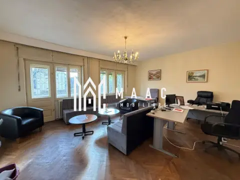 Apartament 3 camere la casa | Garaj | Balcon | Central