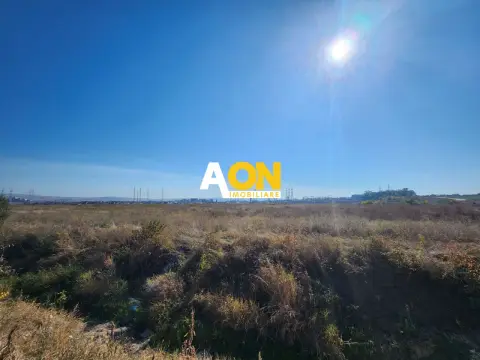 De vanzare 40.649mp teren intravilan, zona Orizont