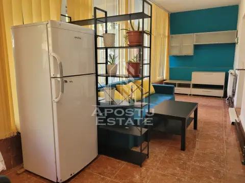 Apartament cu 3 camere de inchiriat, Complexul Studentesc, Timisoara