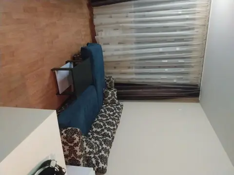 Apartament 2camere de vanzare
