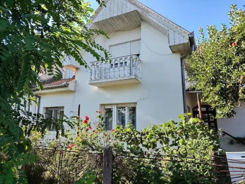de vanzare casa in Satu Mare strada Bradului