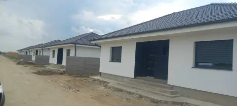 BRASADAS vinde casa tip PARTER Zona Odoreului.