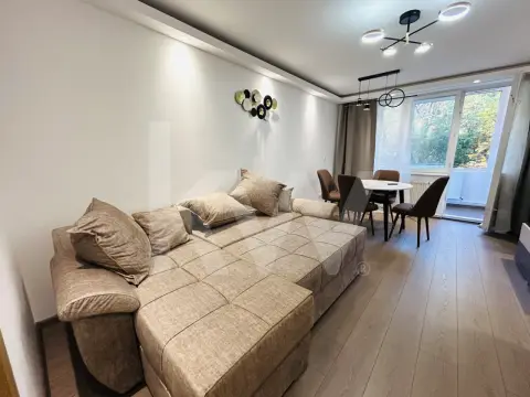 Apartament decomandat 2 camere de inchiriat - zona Rahova