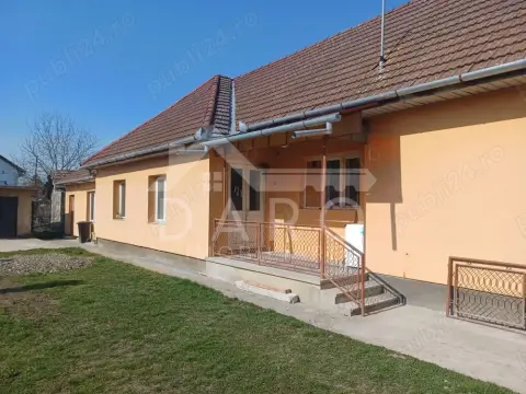 Casă de vânzare în Sântana de Mureș, str. Morii – 130 000 euro
