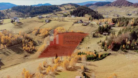 Teren cu PUZ aprobat Fundata- parcelabil- priveliste superba