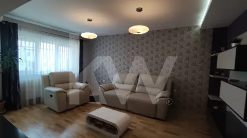 Apartament 3 camere, zona Penny Cireșica – etaj 3, semidecomandat