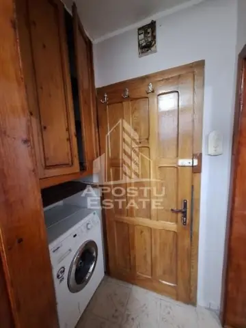 Apartament cu 1 camera de inchiriat Calea Buziasului
