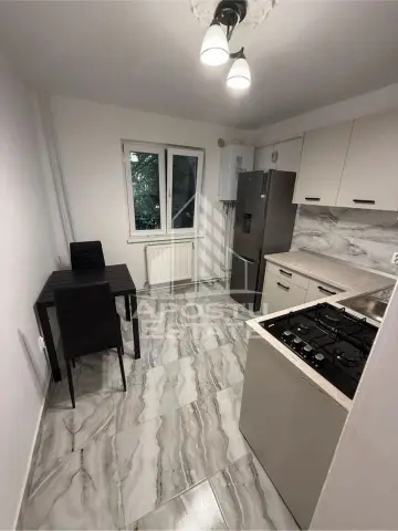 Apartament 1 camera, renovat, centrala proprie, Timisoara, Buziasului