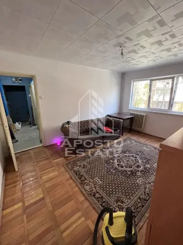 Apartament cu 2 camere de vanzare, zona Blascovici, Timisoara