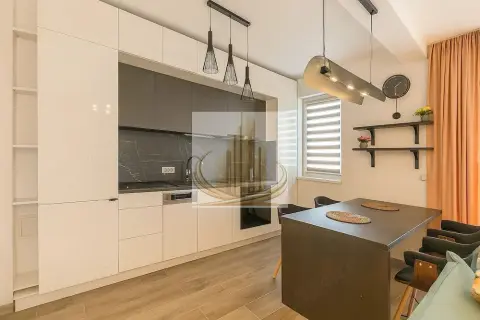 APARTAMENT NOU, nelocuit niciodata – GIROC