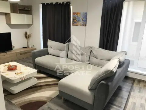 Apartament cu 3 camere de inchiriat, curte proprie, zona Soarelui