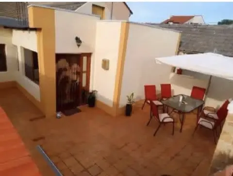 Casă de inchiriat Trocadero