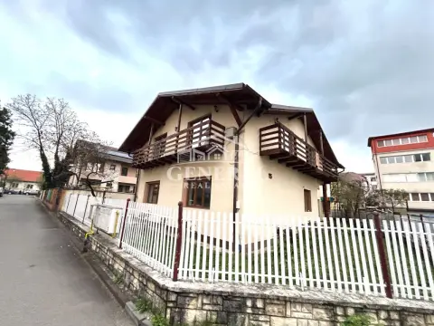 Va propun spre vanzare o CASĂ in BAIA MARE/zona Prefectura COMISION 0%