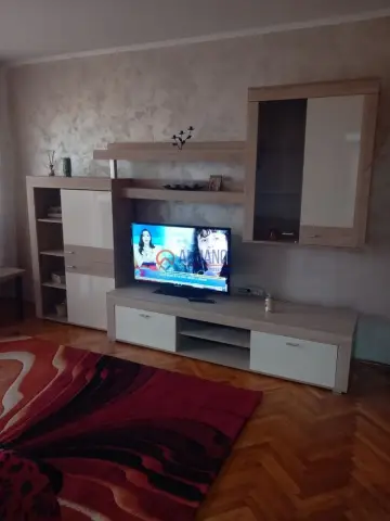 Apartament 2 camere de inchiriat