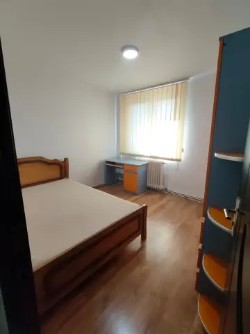 Apartament cu 2 Camere de Vânzare, bloc cu Lift  | Et9 /10 | 77.000Euro