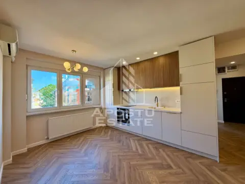 Apartament 3 camere de vanzare zona Ultracentrala - Timisoara