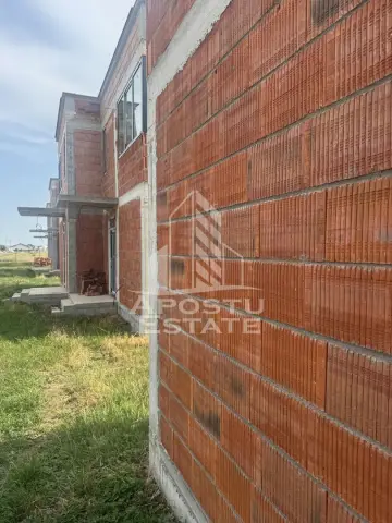 Duplex cu toate utilitatiile in Mosnita Noua