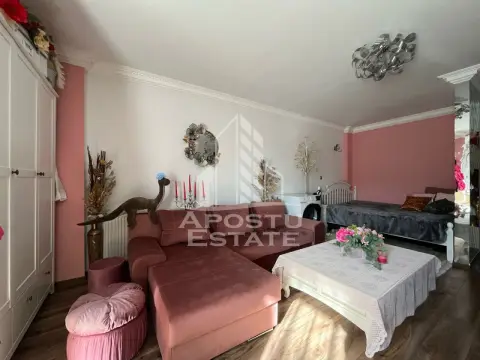 Apartament cu 1 camera, decomandat, bloc nou, loc de parcare