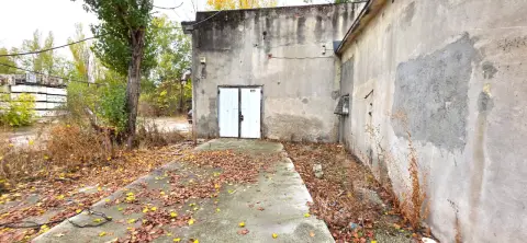 Hală de închiriat Sector 3 – Șos. Industriilor – 90 mp