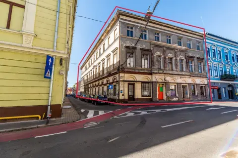 Piața Avram Iancu | Imobil istoric | peste 3.100 mp
