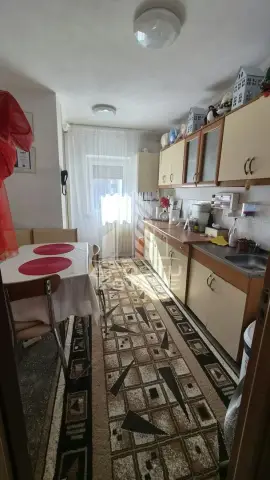 Comision 0%! Apartament cu 4 camere, et 3, Blvd. Dacia, Hunedoara