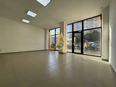 ȘTEFAN CEL MARE – VIITORULUI  100 MP | VITRINĂ 7 ML | 27 KW TRIFAZIC