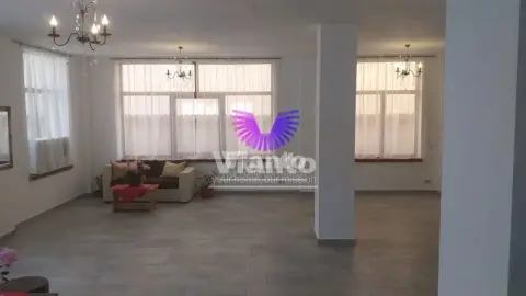 Închiriez clădire/spatiu comercial 4 etaje / Balea