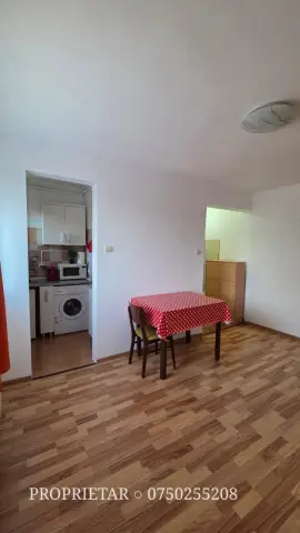 Proprietar, vând apartament 2 camere Gheorgheni Str. Albac Poliția Rutieră 27 mp semidecomandat