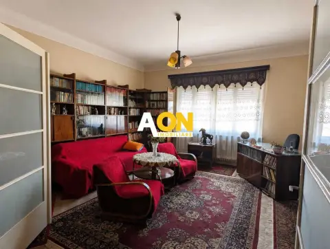 Apartament 3 camere | 112 mp utili | 3 pivnițe | Ultracentral
