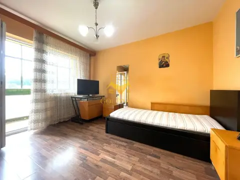 3 camere decomandate Petrom Manastur parcare,boxa,etaj intermediar!