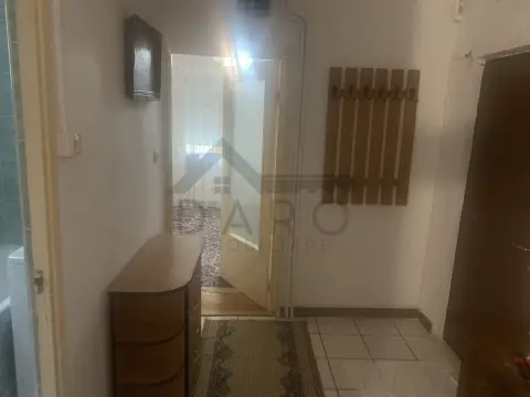 ofrrim spre inchirire un apartament cu o camera, Strada Banat 3, ap 3