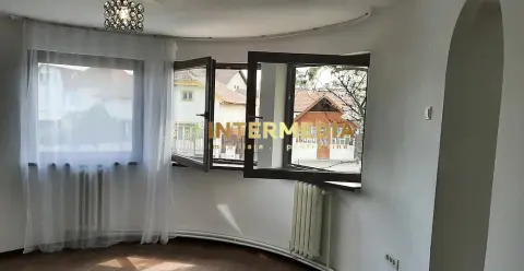 Spatiu Comercial Central P+1 Bulevard Birou Cabinet Magazin Fonduri Europene