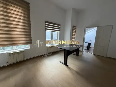 Spatiu de Birou de Inchiriat cu acces si Parcari CENTRU UltraCentral Alba Iulia