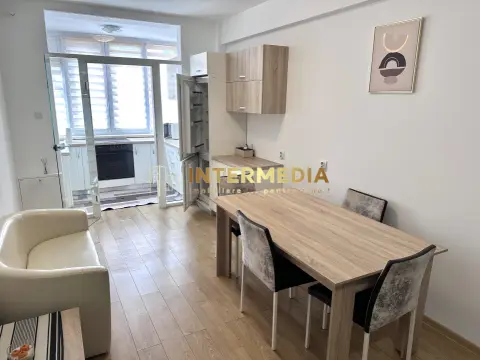 Apartament 2 Camere CENTRU Bloc Nou de Inchiriat Balcon MOBILAT Parcare