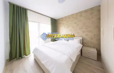 Apartament cu 3 camere de inchiriat Bloc Nou Cetate mobilat si utilat nou