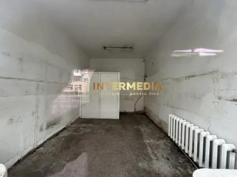 Spatiu Comercialla Bulevard 20 mp inchiriere Alba Iulia Sub Stadion