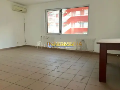 Spatiu de birouri I Cetate I 37 mp I de inchiriat I grup sanitar I