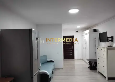 Apartament 3 camere decomandat de inchiriat | Cetate | Mobilat si Utilat
