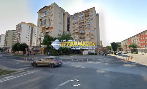 Spatiu de inchiriat I Cetate I 50 mp I acces pietonal din strada I VITRINA I