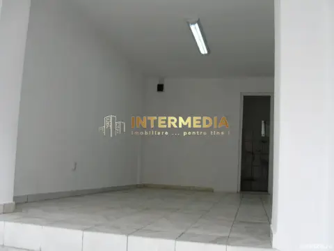 Spatiu Comercial de inchiriat vad bun Cetate