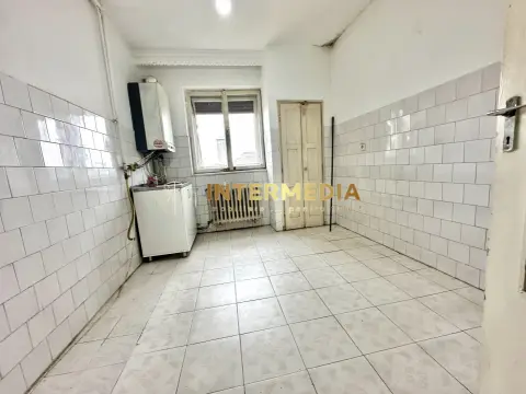 APARTAMENT 2 CAMERE I CETATE ZONA CLOSCA I 50 MP I BLOC CARAMIDA I
