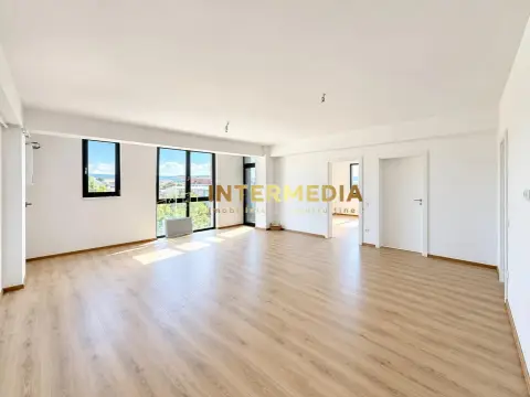 Apartament 3 camere | finisat | Loc de parcare | Bloc NOU | Lift | Cetate I