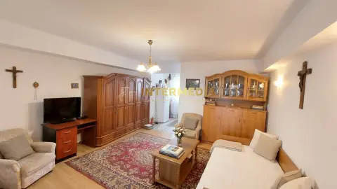 OKAZIE ! Apartament 2 camere Bloc Nou mobilat si utilat loc parcare