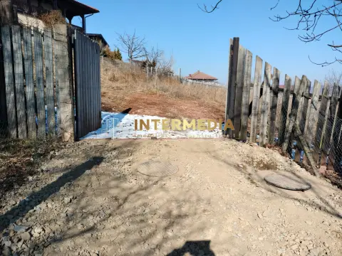 1400 mp. Deschidere 38 m Teren Intravilan CETATE Valea Popii utilitatile langa