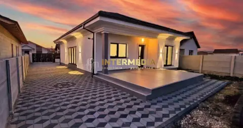Casa moderna pe parter, 4 camere, 423 mp teren, confort si intimitate