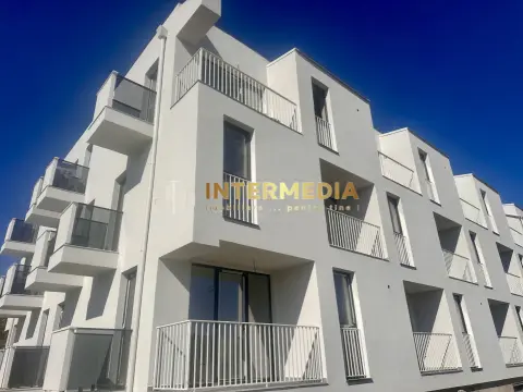 Apartament 2 camere BLOC NOU Cetate Balcon Boxa Clima Parcare Finisat la cheie